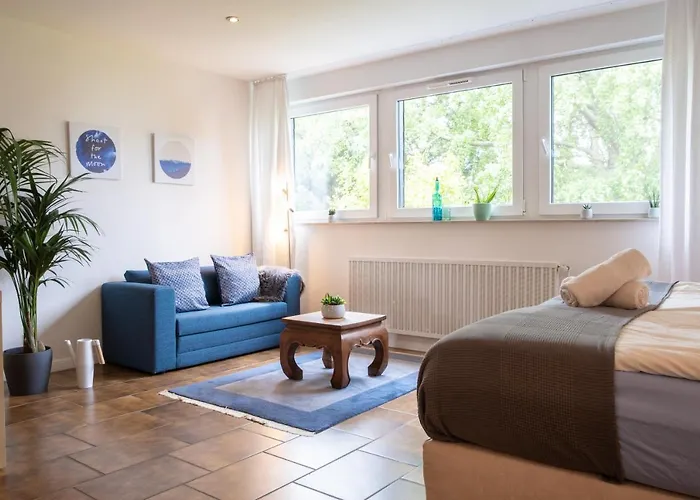 Helles Appartement Mit Eigenem Stellplatz