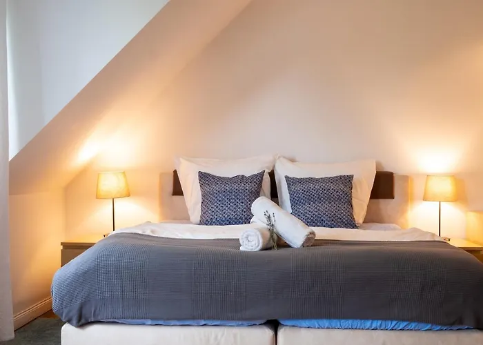 Helles Appartement Mit Eigenem Stellplatz